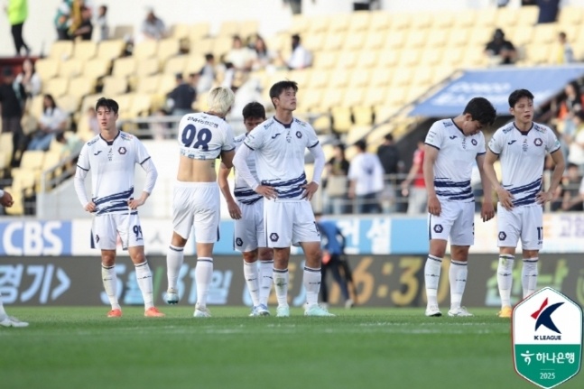 首尔FC外援状态神勇，助球队晋级下一轮